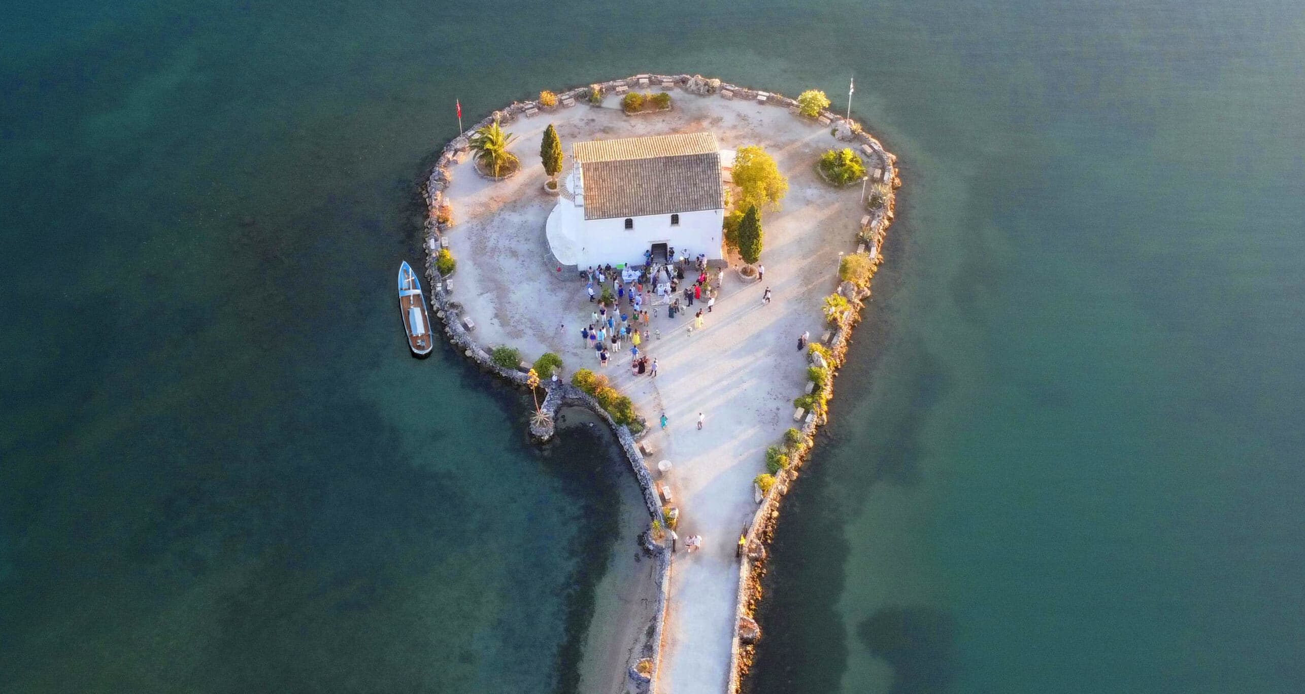 role of drones in wedding videography